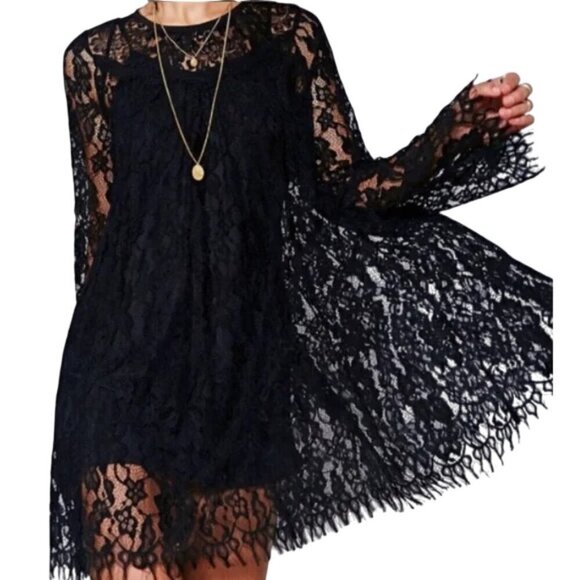 Urban Outfitters Kimchi Blue Womens S Black Flowy Long-Sleeve Lace Trapeze Dress - Picture 2 of 11